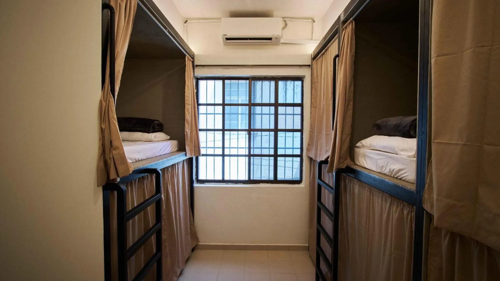Hostel Some Place Else George Town